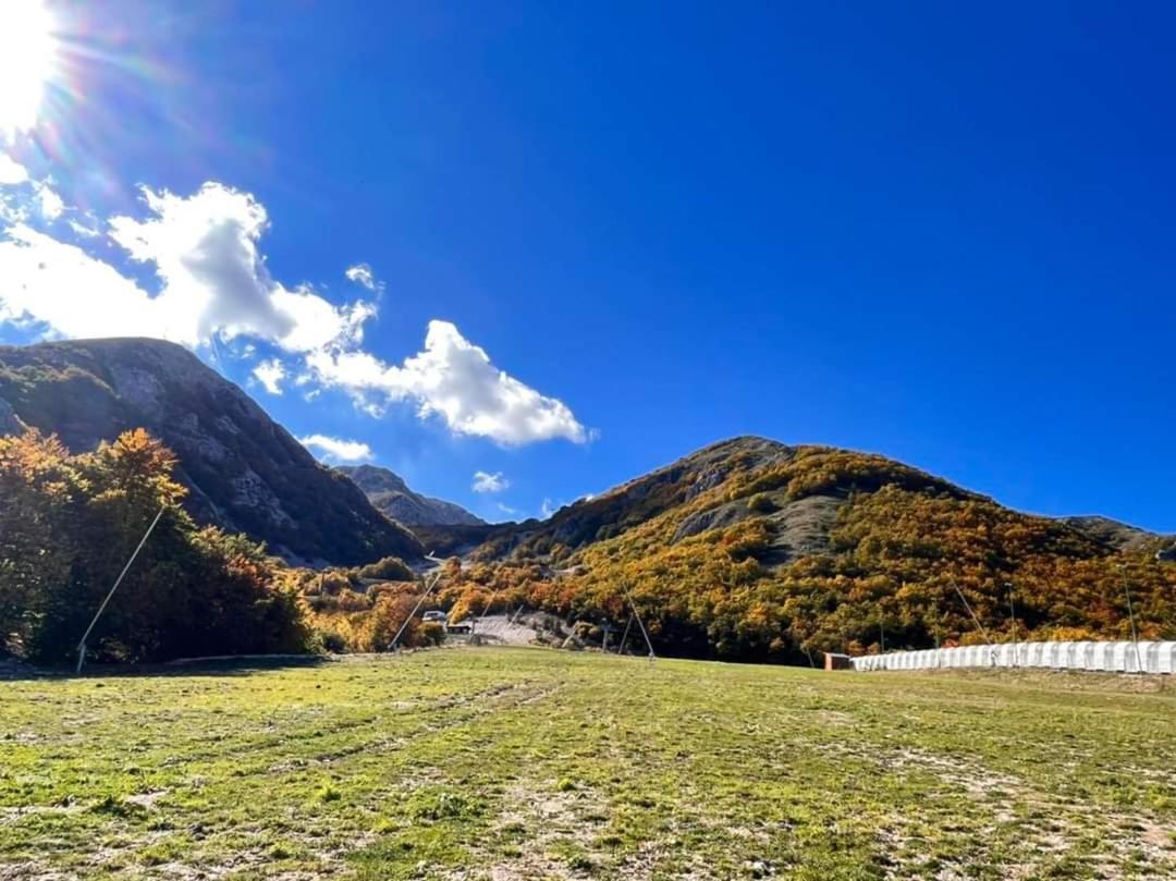 Albergo "Da Gigi" Celano Esterno foto