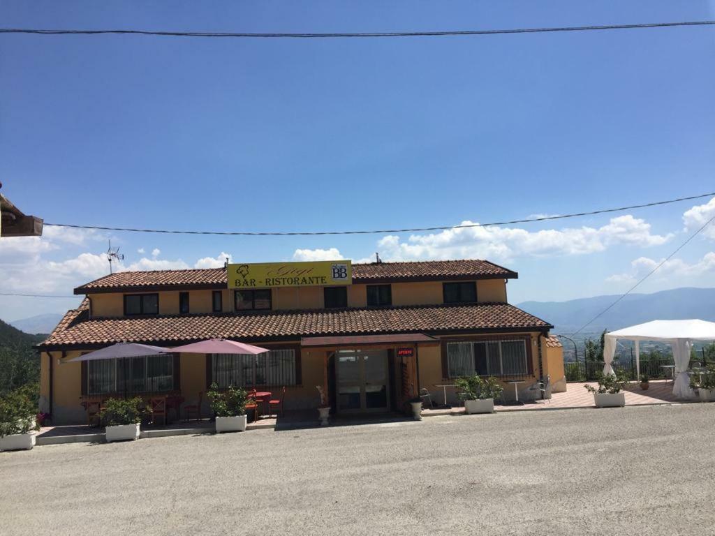 Albergo "Da Gigi" Celano Esterno foto