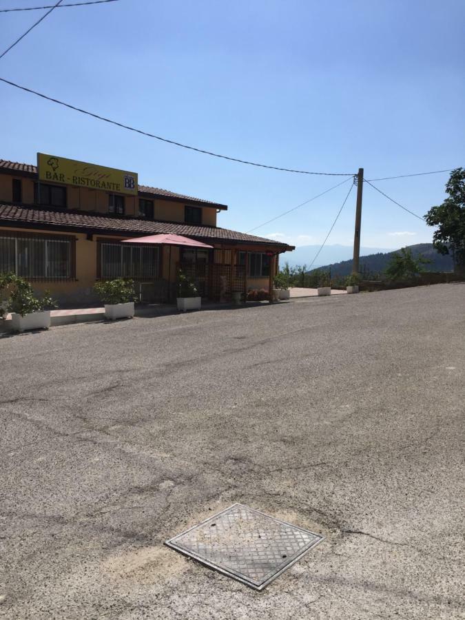 Albergo "Da Gigi" Celano Esterno foto