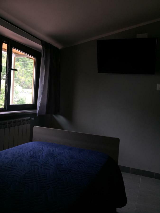 Albergo "Da Gigi" Celano Esterno foto
