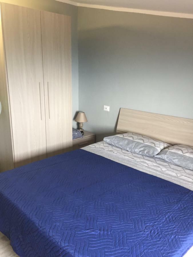 Albergo "Da Gigi" Celano Esterno foto