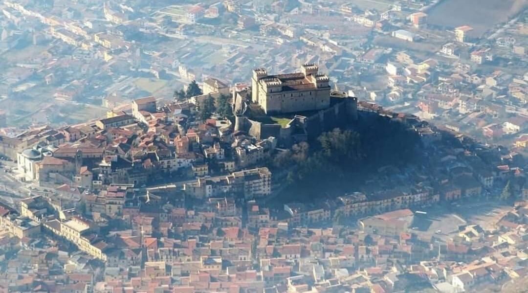 Albergo "Da Gigi" Celano Esterno foto